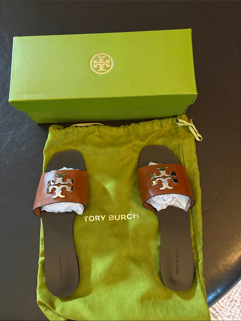 Tory Burch Tan Leather Slide Sandals with Silver Logo Hardware brand new - Picture 2 of 4